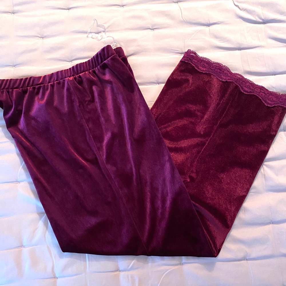 Linea Donatella Pajamas set 🌺🌺🌺 - Picture 2 of 10